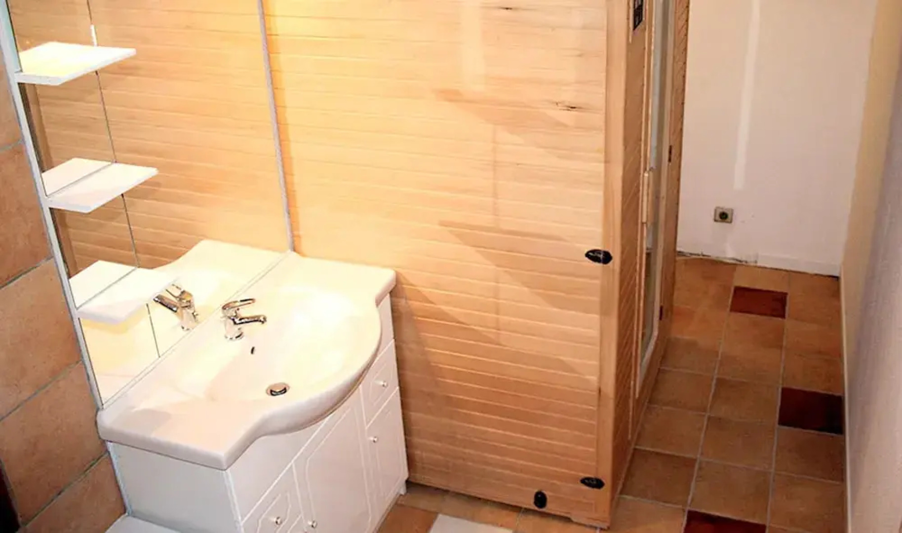 House With 7 Bedrooms in Genestelle, With Private Pool and Enclosed Ga