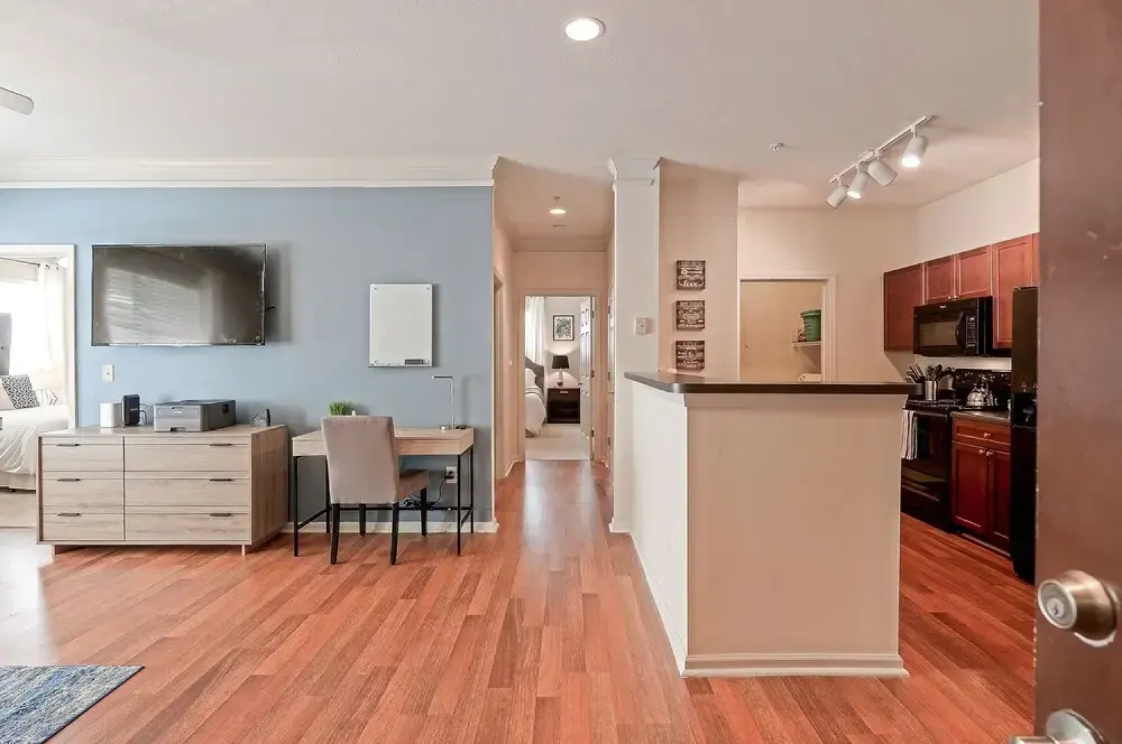 Apartment near Suntrust Park