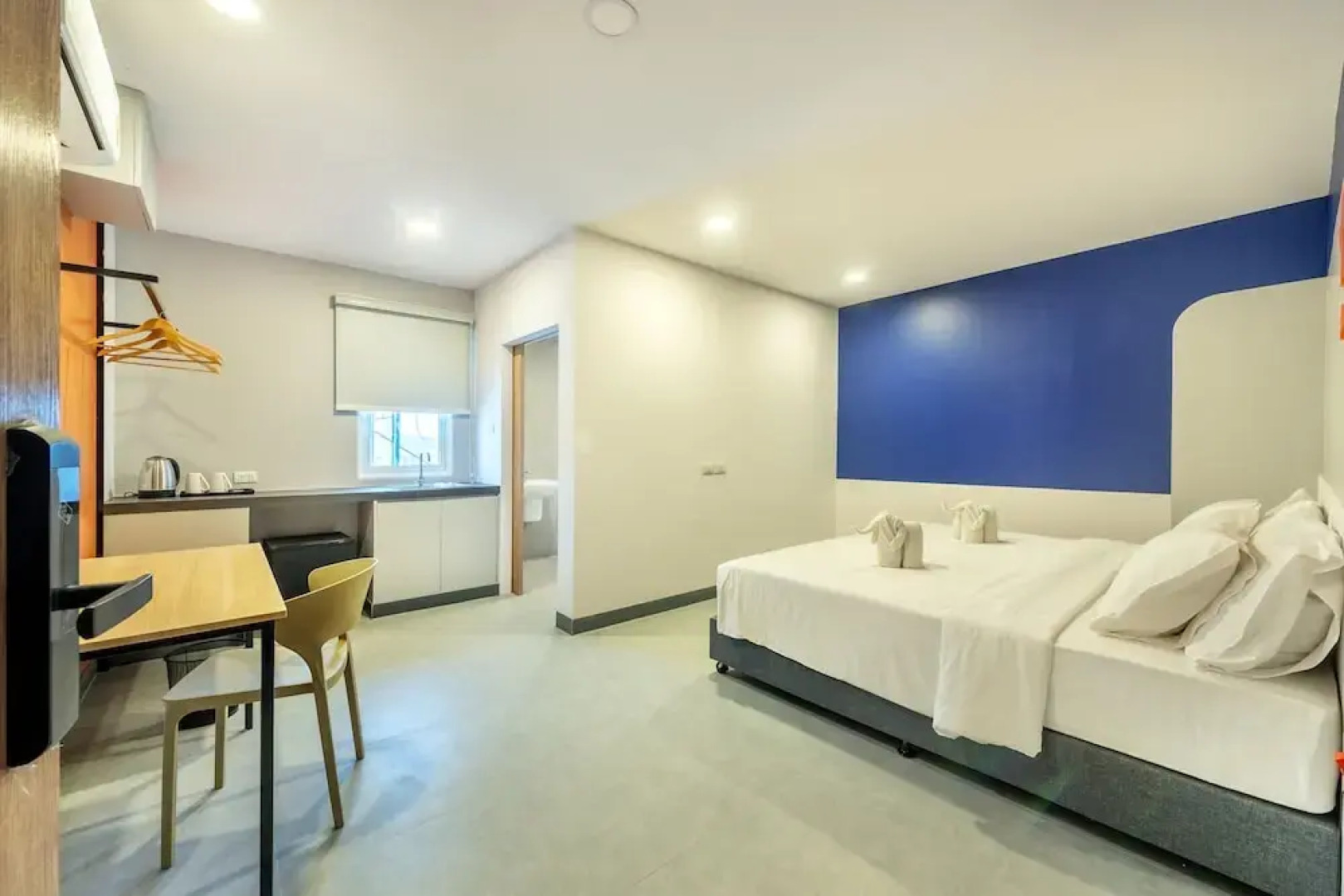 PLAAI Plus Hotel Bowin