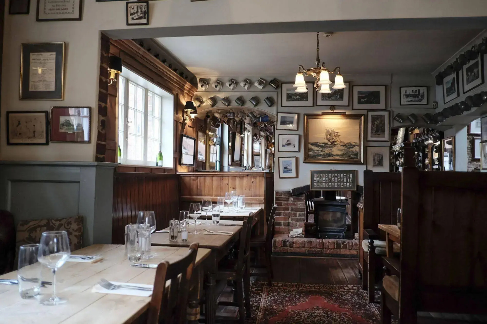 Wykeham Arms