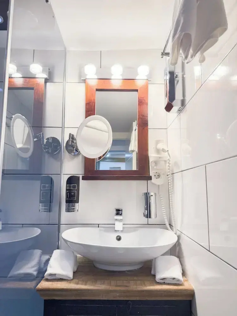 RISA Hotel Village - Engel & Kreuz