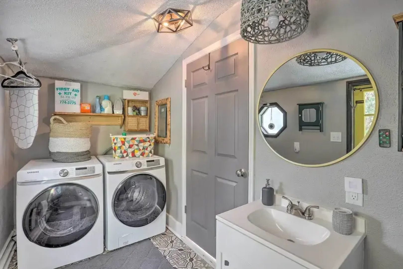 Stylish Woodfin Home w/ Backyard & Fire Pit