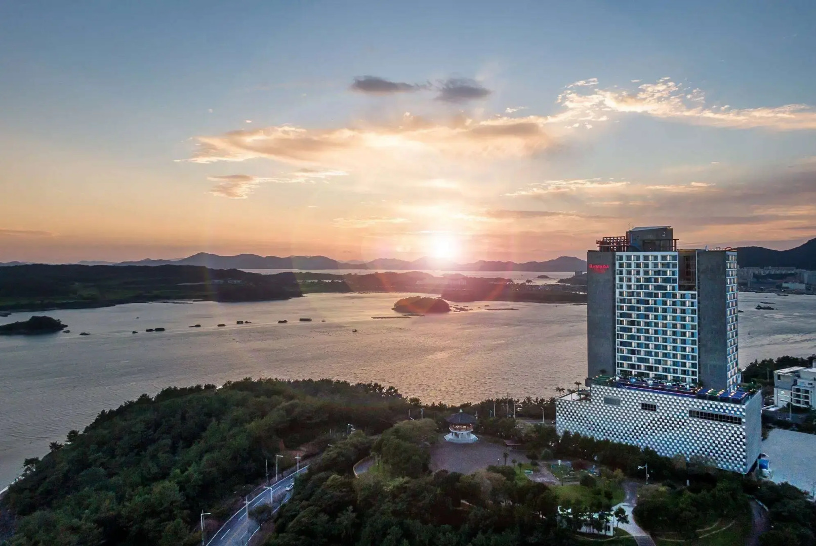 Ramada Plaza by Wyndham Dolsan Yeosu