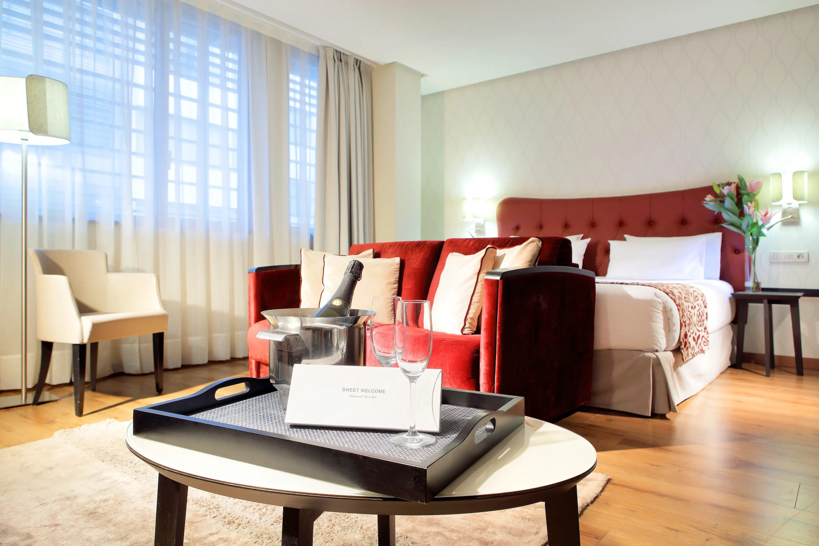 Отель Eurostars Plaza Mayor
