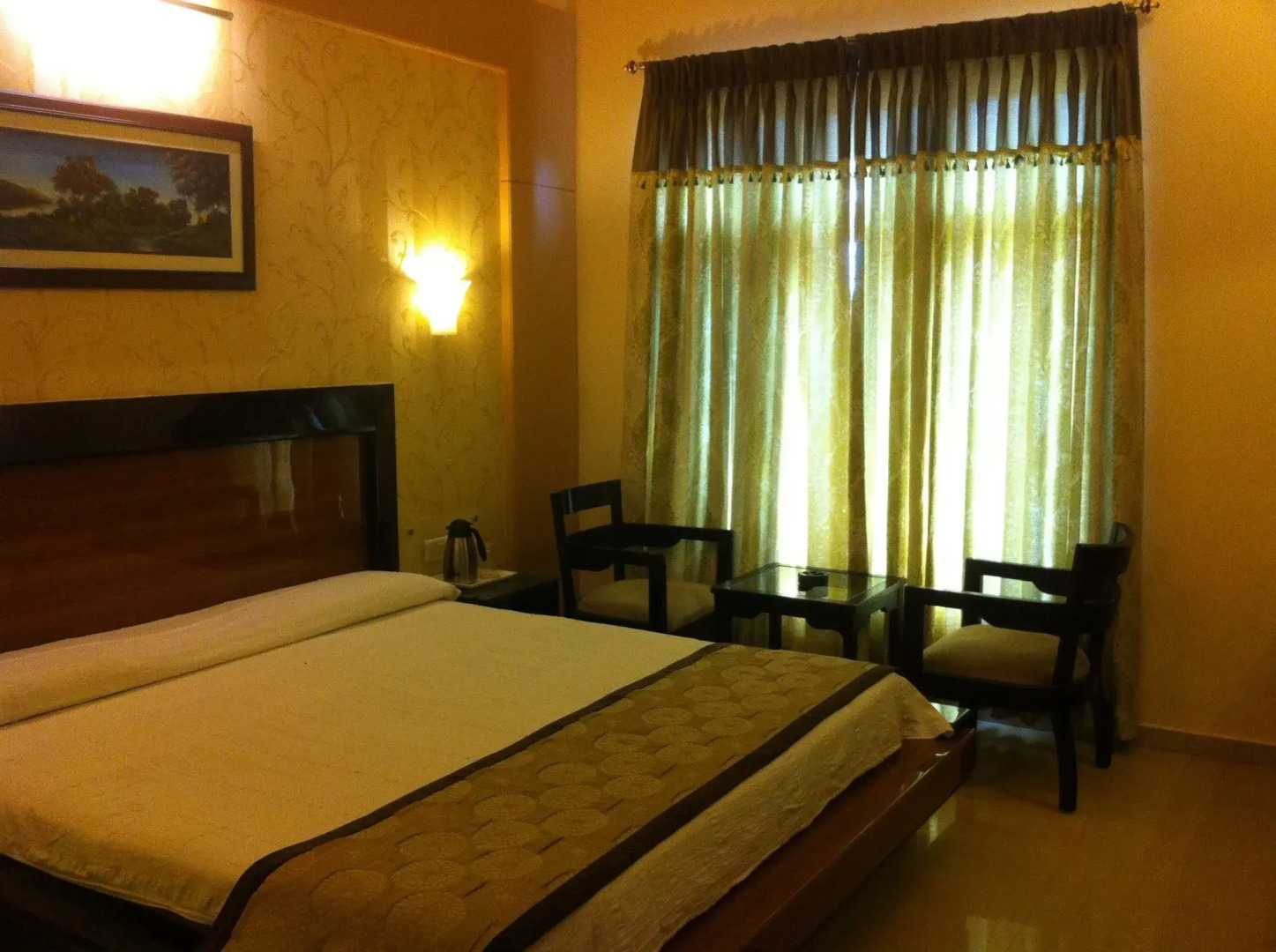 Hotel Holiday Resort