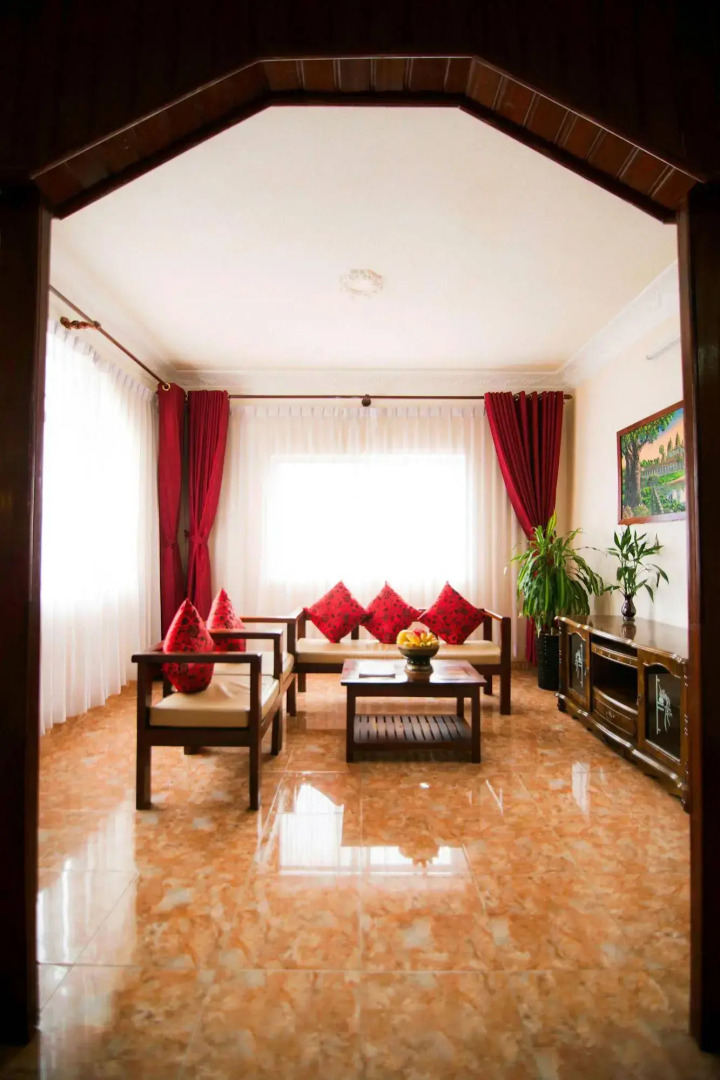 Reaksmey Chanreas Hotel