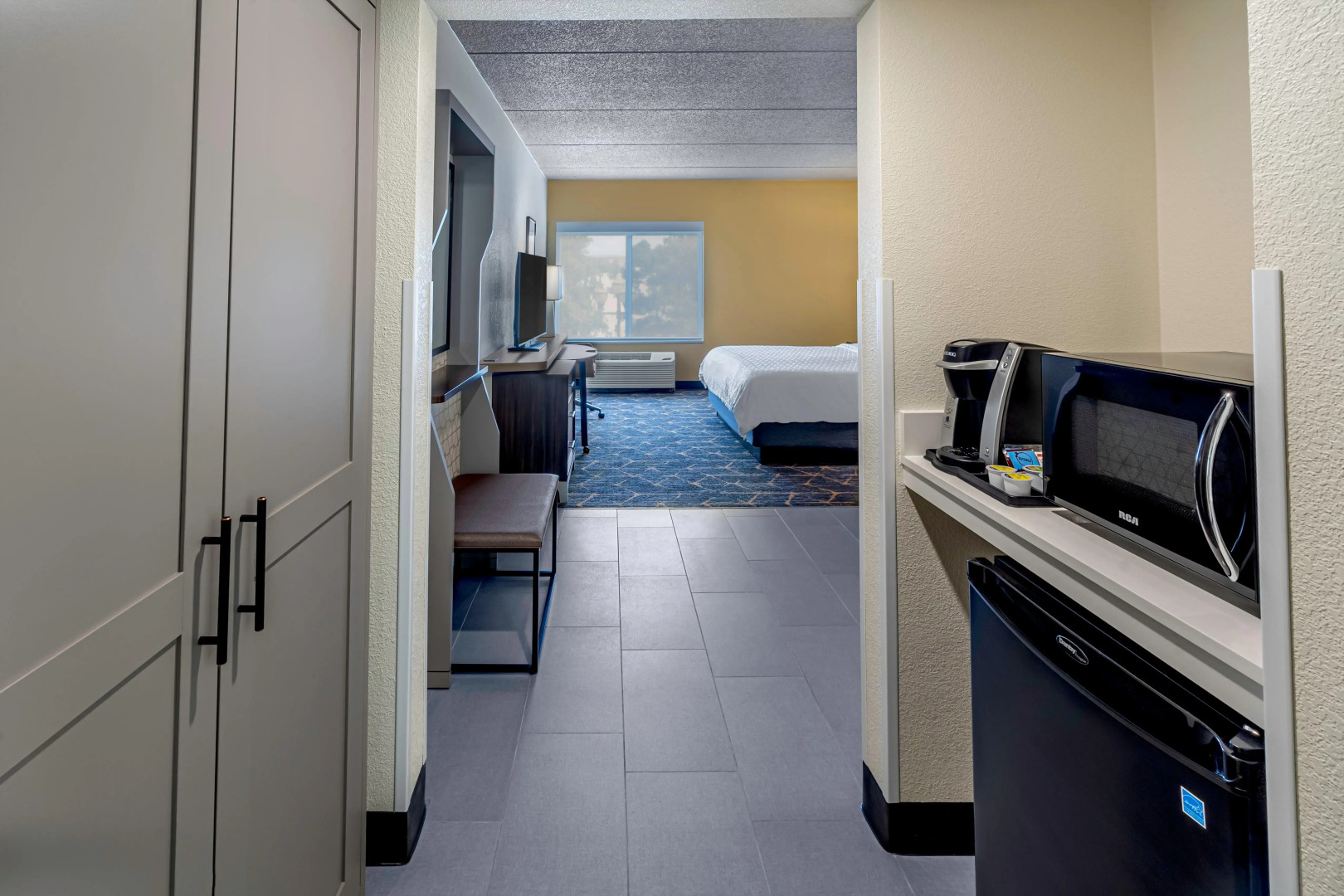 Holiday Inn & Suites Wausau-Rothschild by IHG