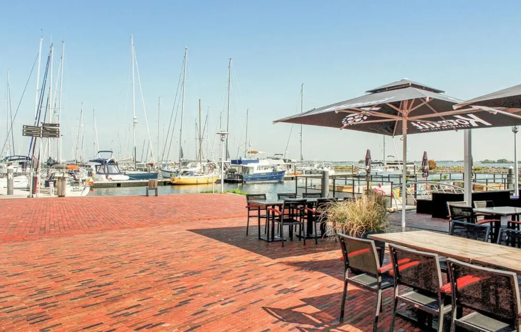 Amazing Home in Bruinisse With 2 Bedrooms, Sauna and Wifi