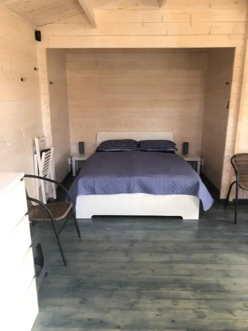 WOMOCAMP Holzhütte 1