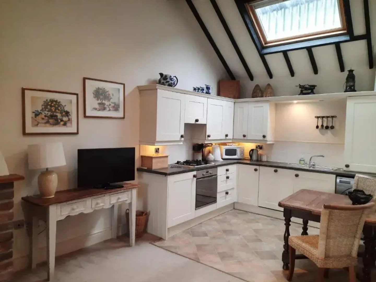 The Shippon, Parc yr Odyn, Pentraeth, Anglesey LL75 8UL