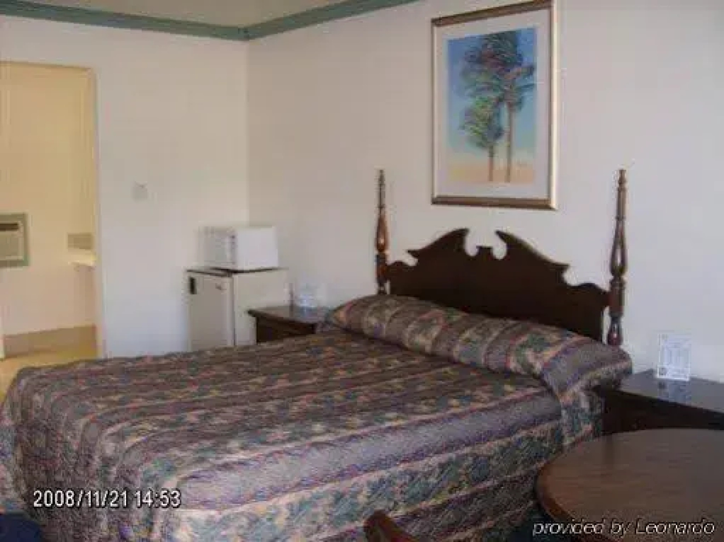 Town & Country Inn