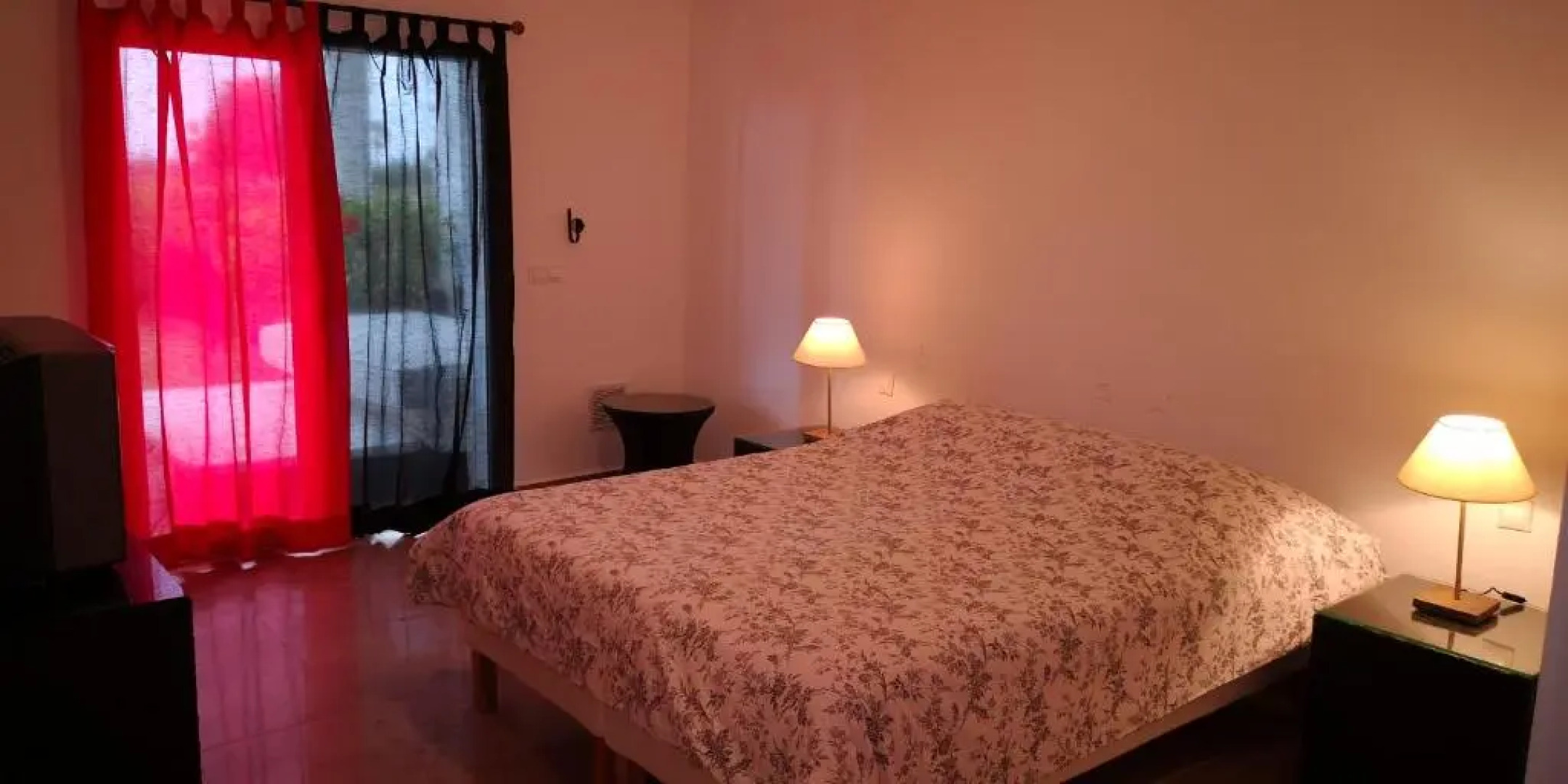 Perle Orientale Saidia Appart Rénové vue sur jardin et sur mer