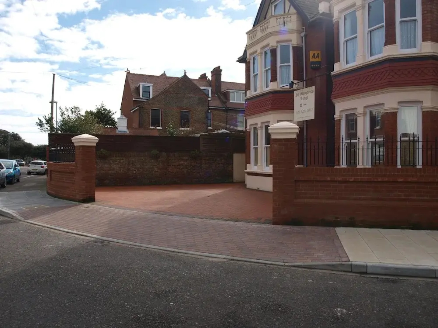 St Margaret's Lodge Guest House