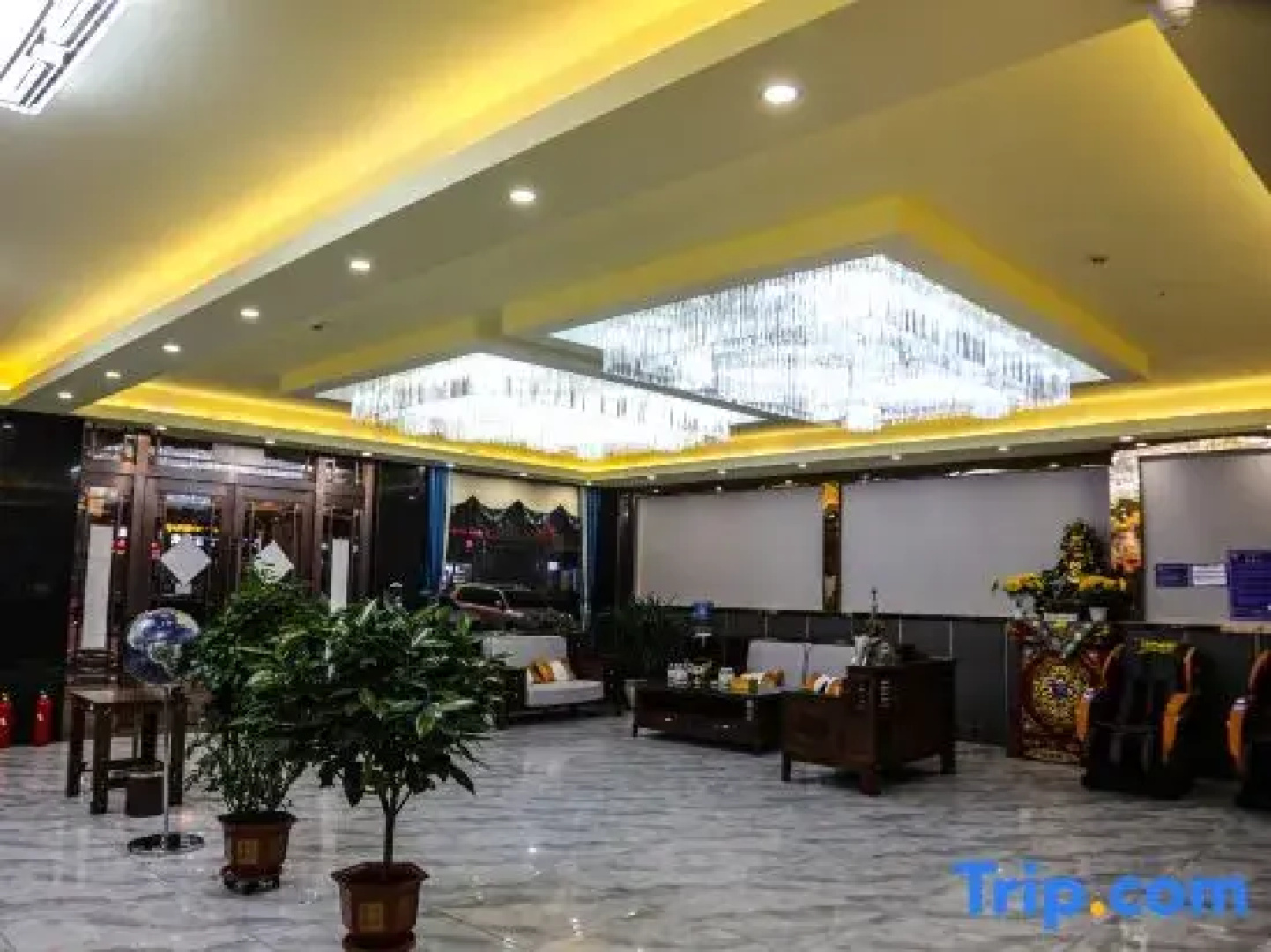 Yushu jiegu temple hotel