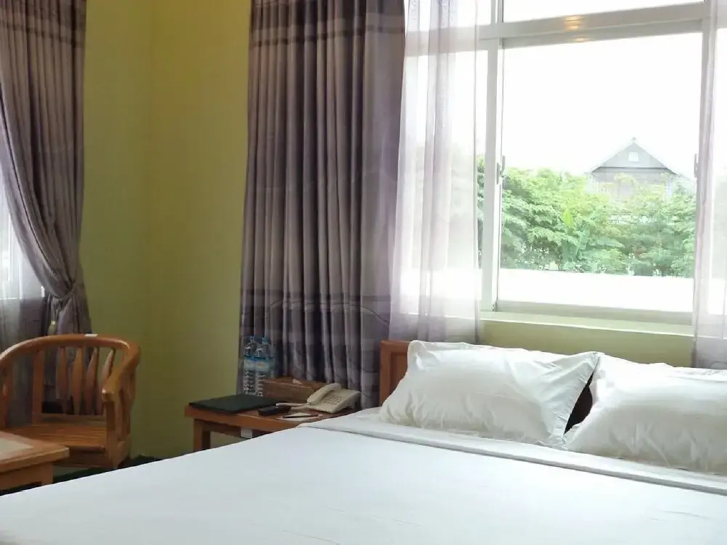 Jade Royal Hotel