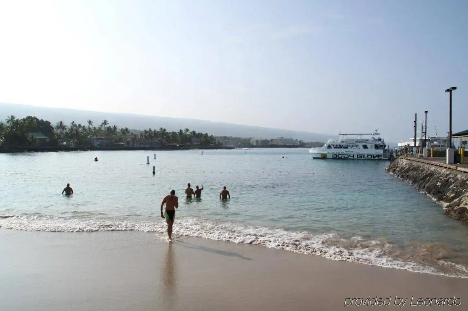 Holiday Inn Express Hotel & Suites Kailua-Kona by IHG