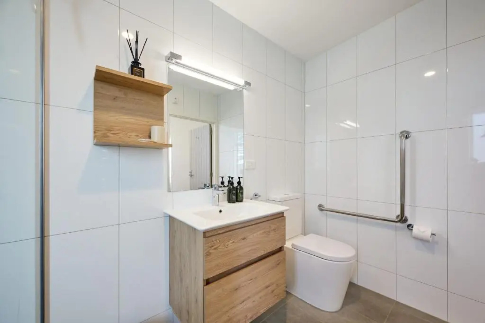 Shearwater Apartments