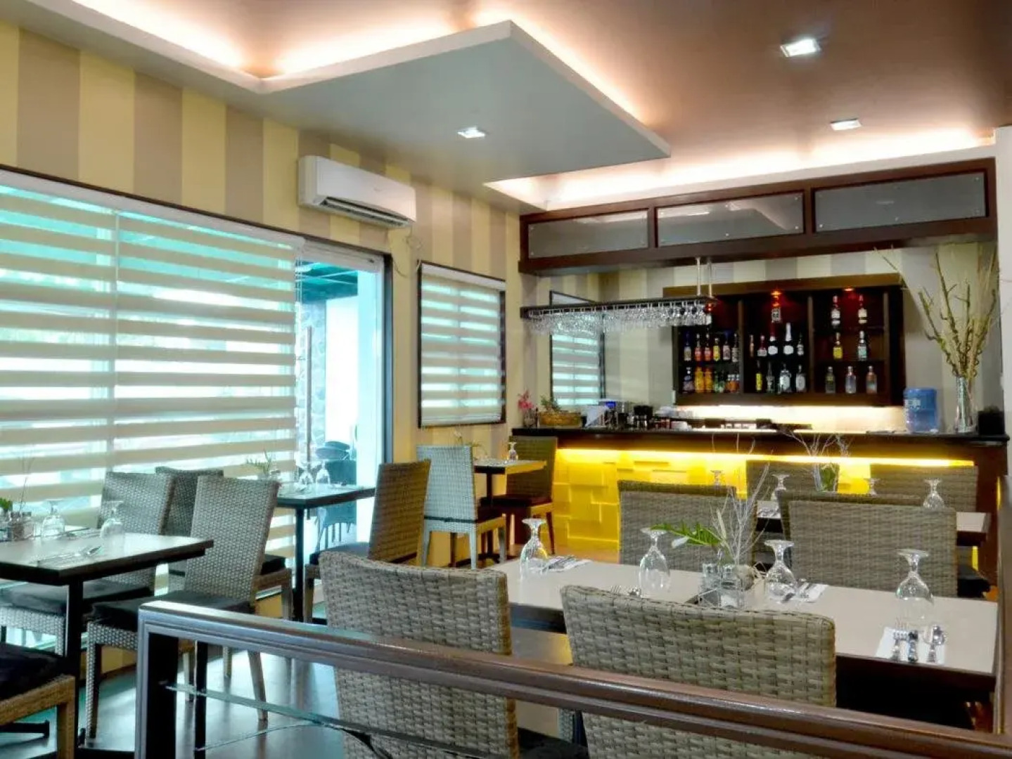 La Piazza Hotel and Convention Center