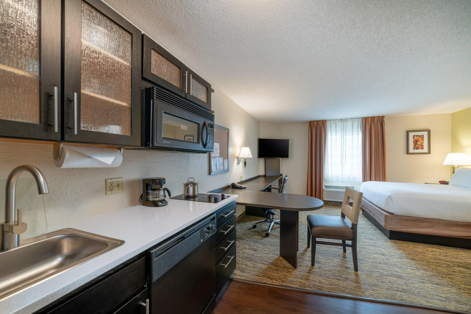 Candlewood Suites Herndon by IHG