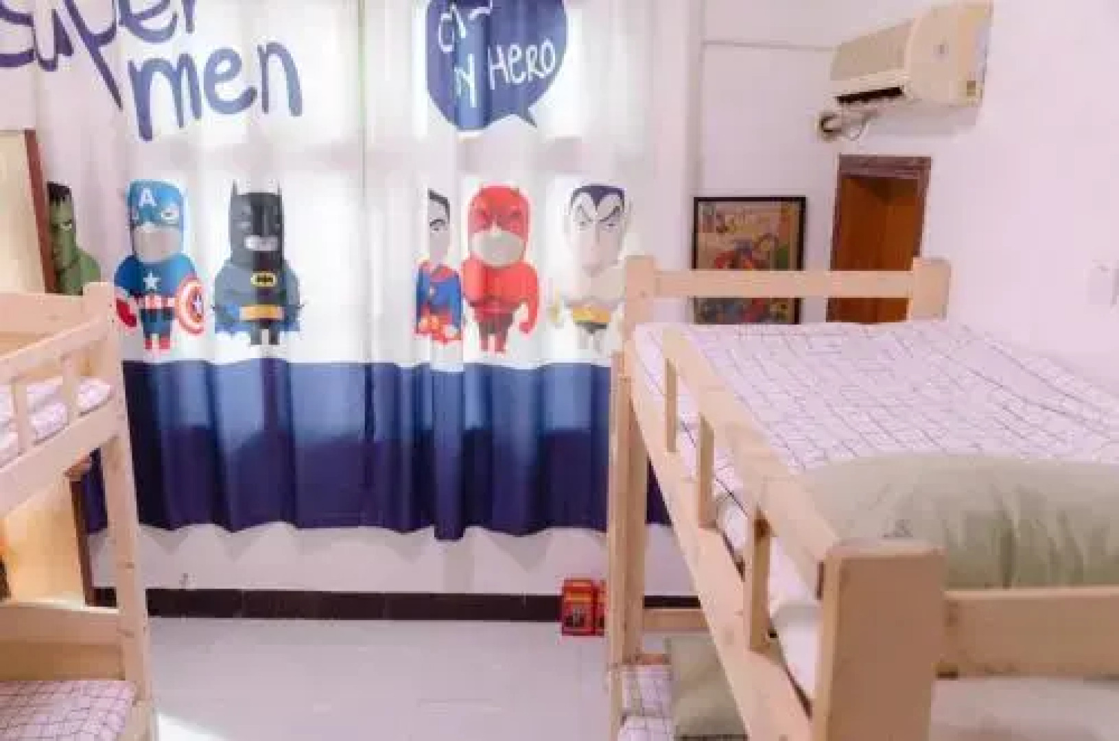 Fenghuang Zhongtian International Youth Hostel