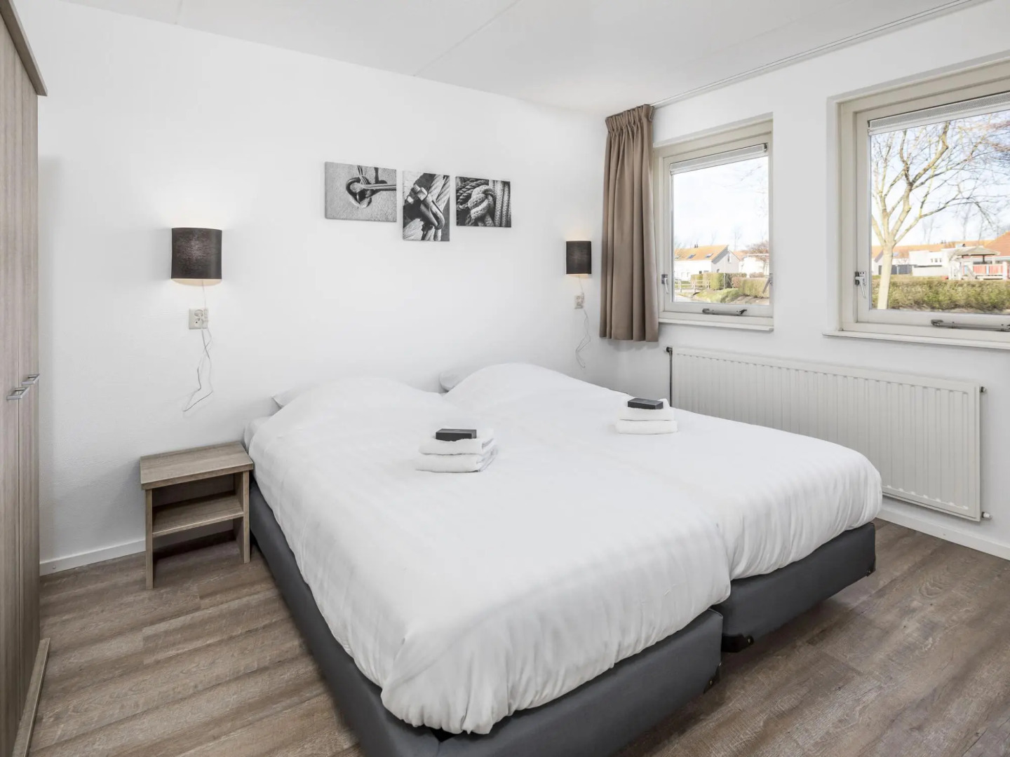 Beachside Bungalow Near Beach