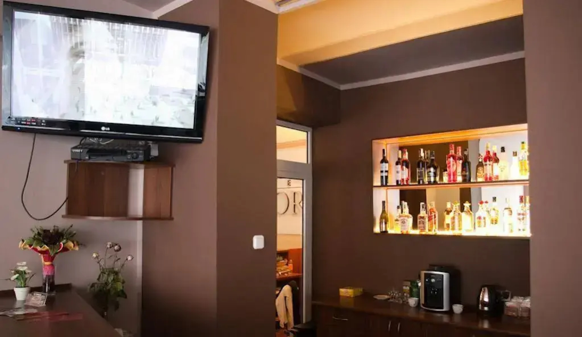 Hotel Akor