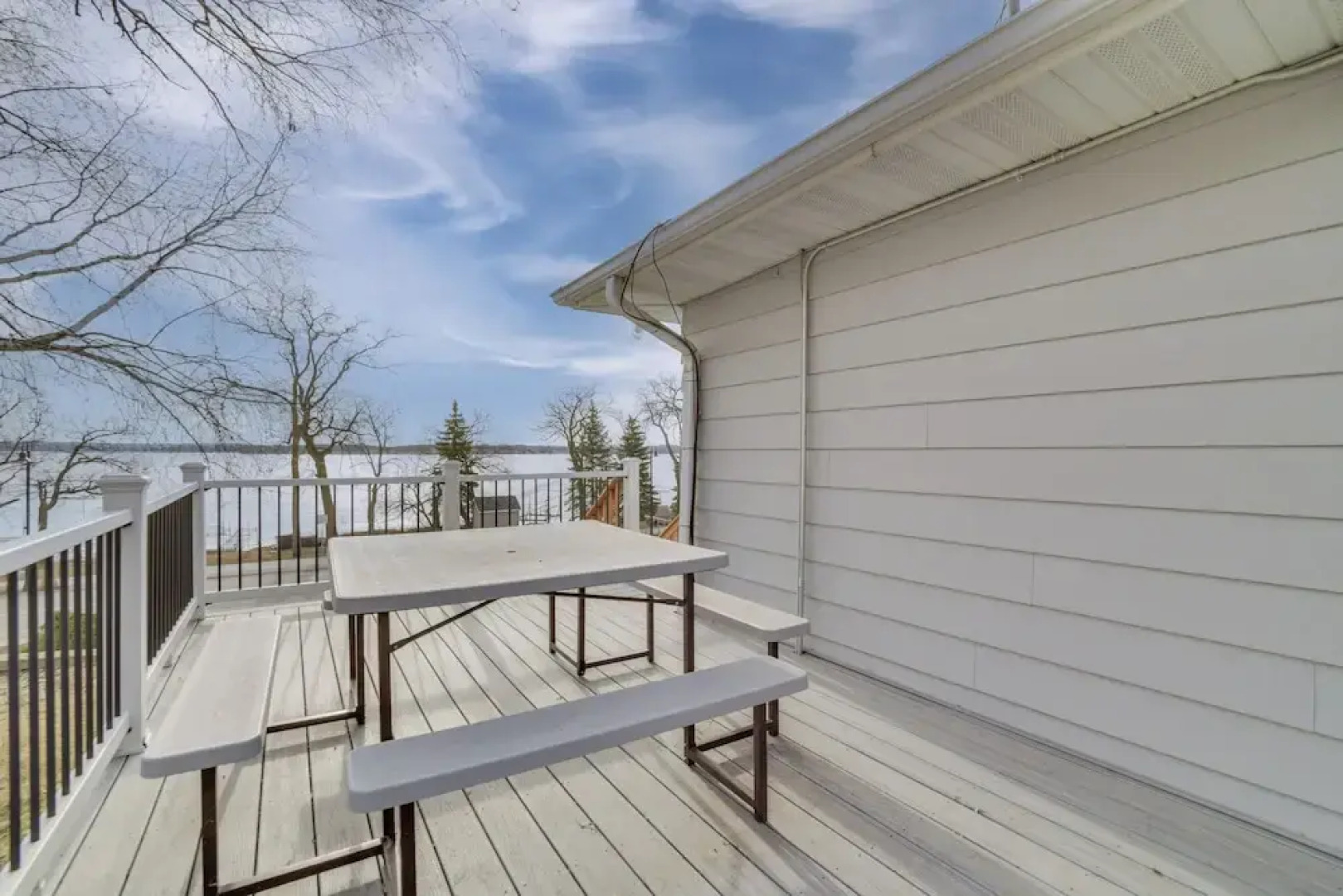 Fire Pit, Waterfront + Boat Dock: Detroit Lake Gem