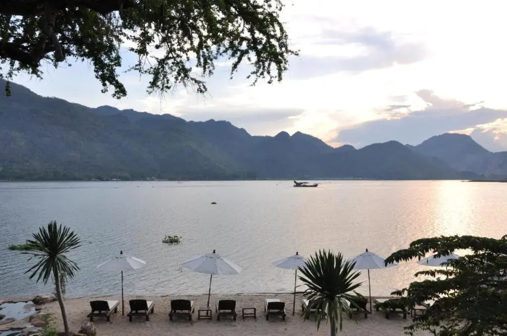 Monsane River Kwai Resort