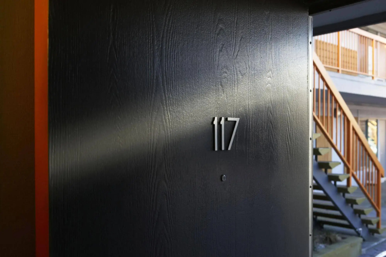 The Tangerine - A Burbank Hotel