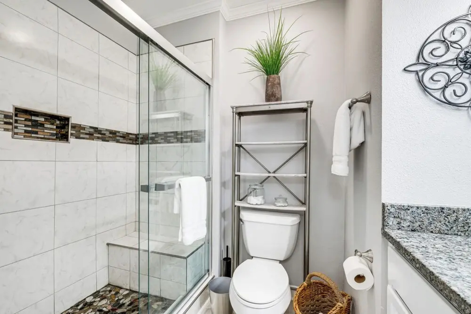 Beach + Pool Access: Smith Mountain Lake Getaway!