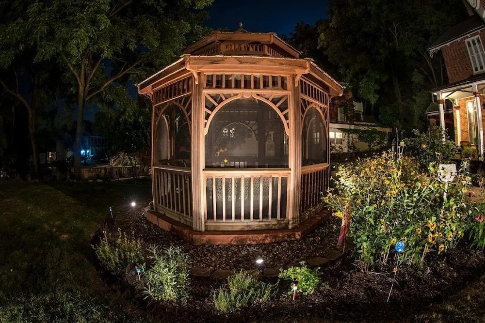 The Steamboat House Bed & Breakfast