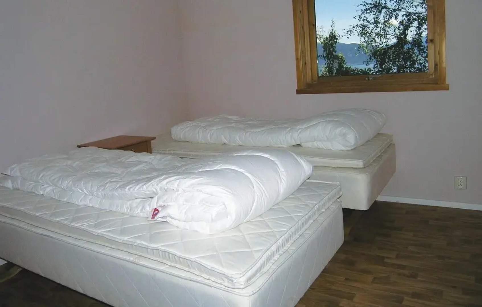 Stunning Home in Balestrand With 2 Bedrooms