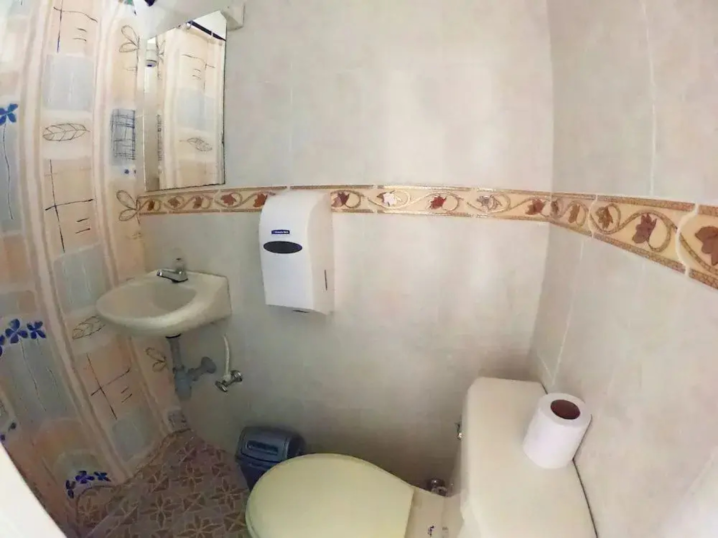 Natural Rock Hostal
