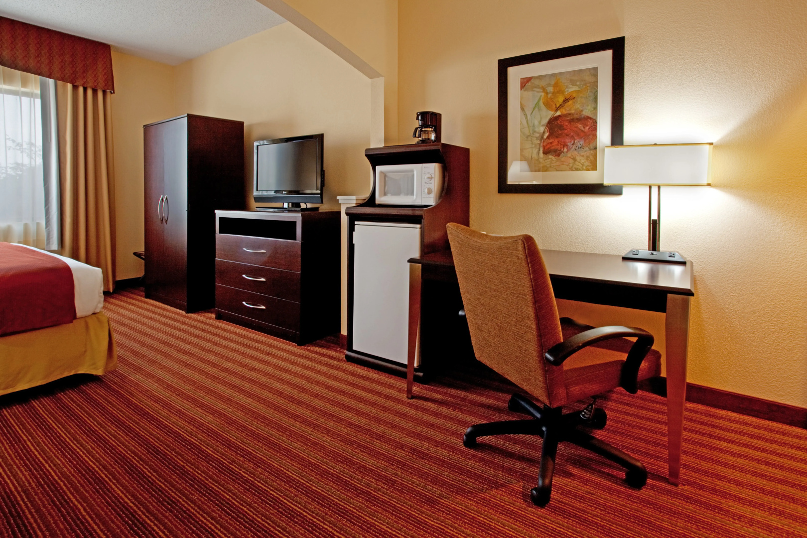 Holiday Inn Express & Suites Greenville Airport by IHG