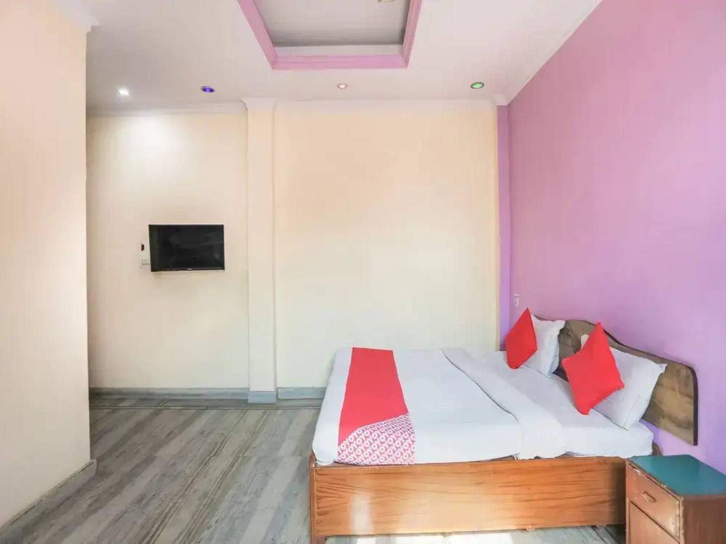 OYO 22577 Hotel City View