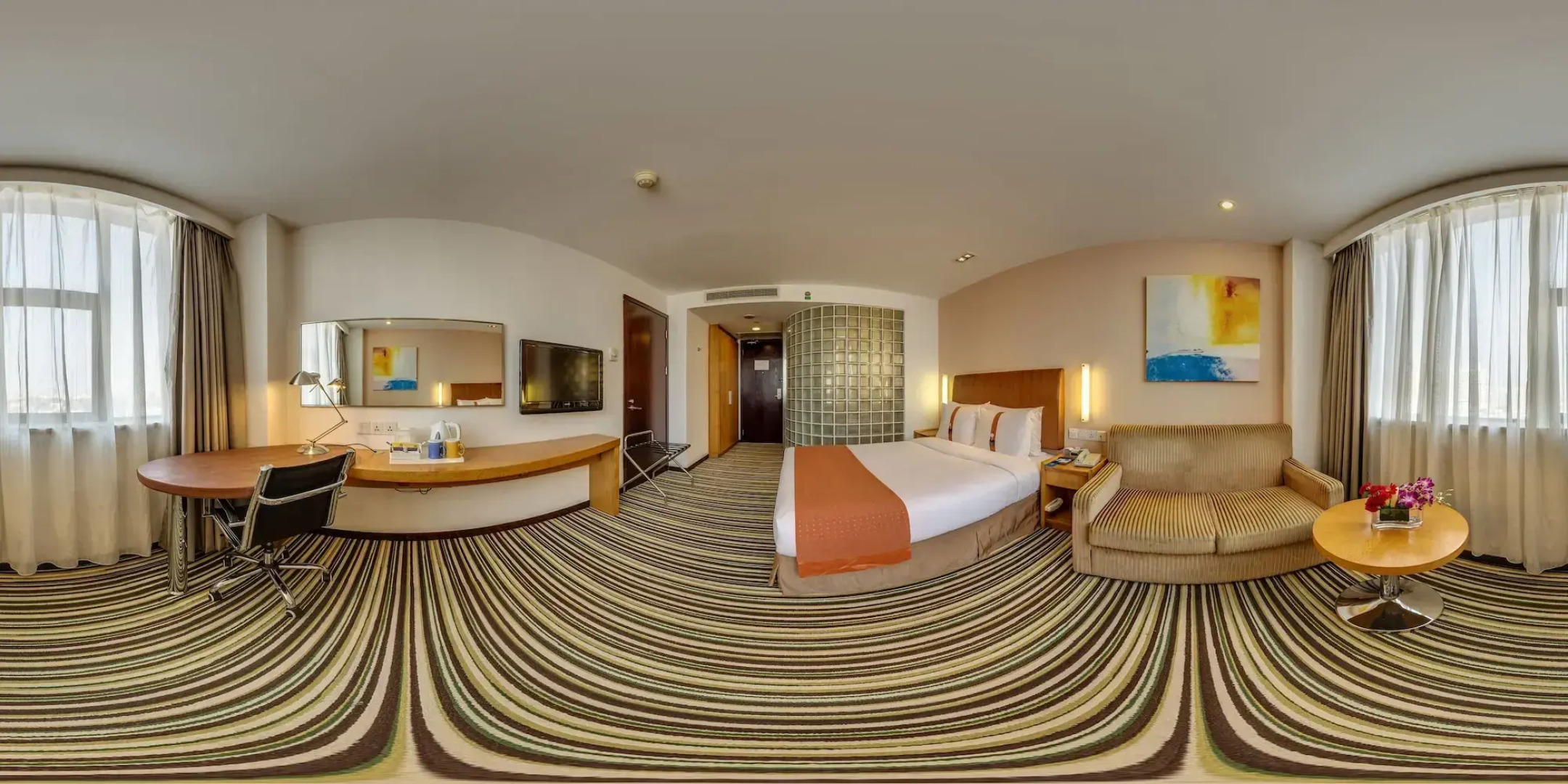 Holiday Inn Express Shanghai Jinqiao Central by IHG