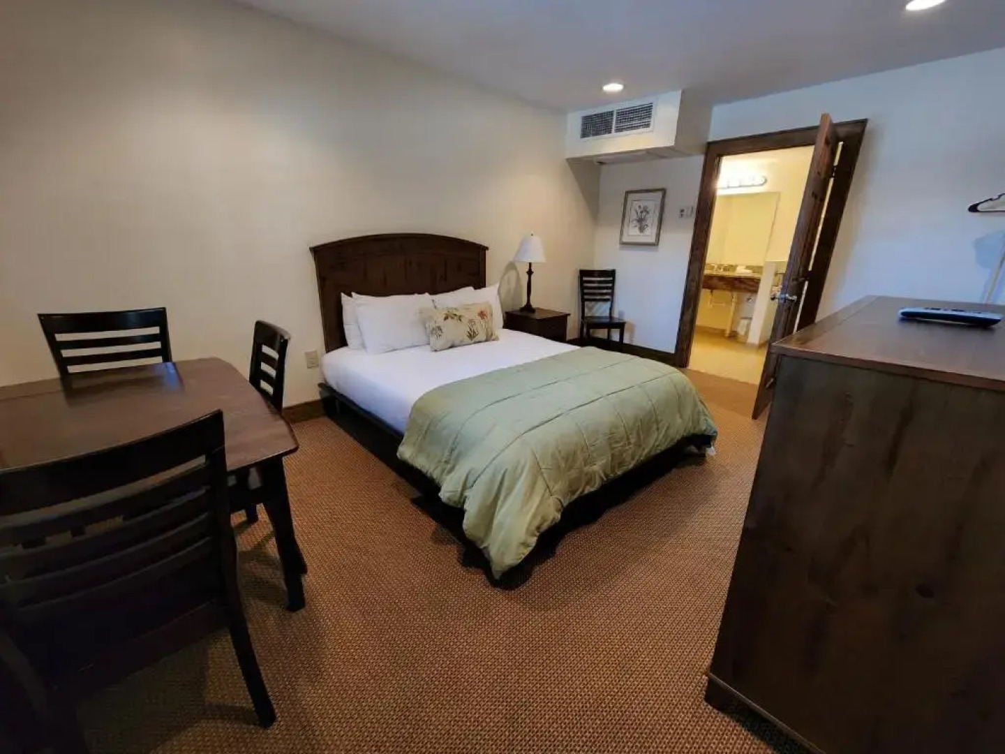 The Inn at Shady Lawn