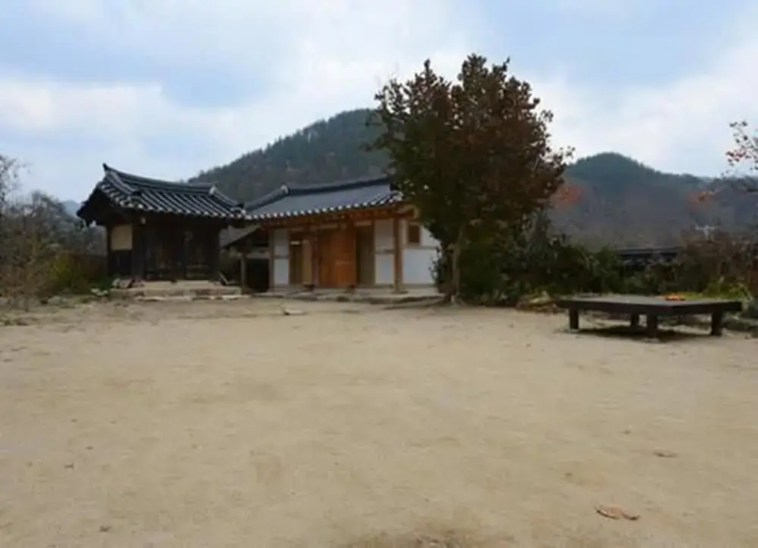 Chojeondaek House