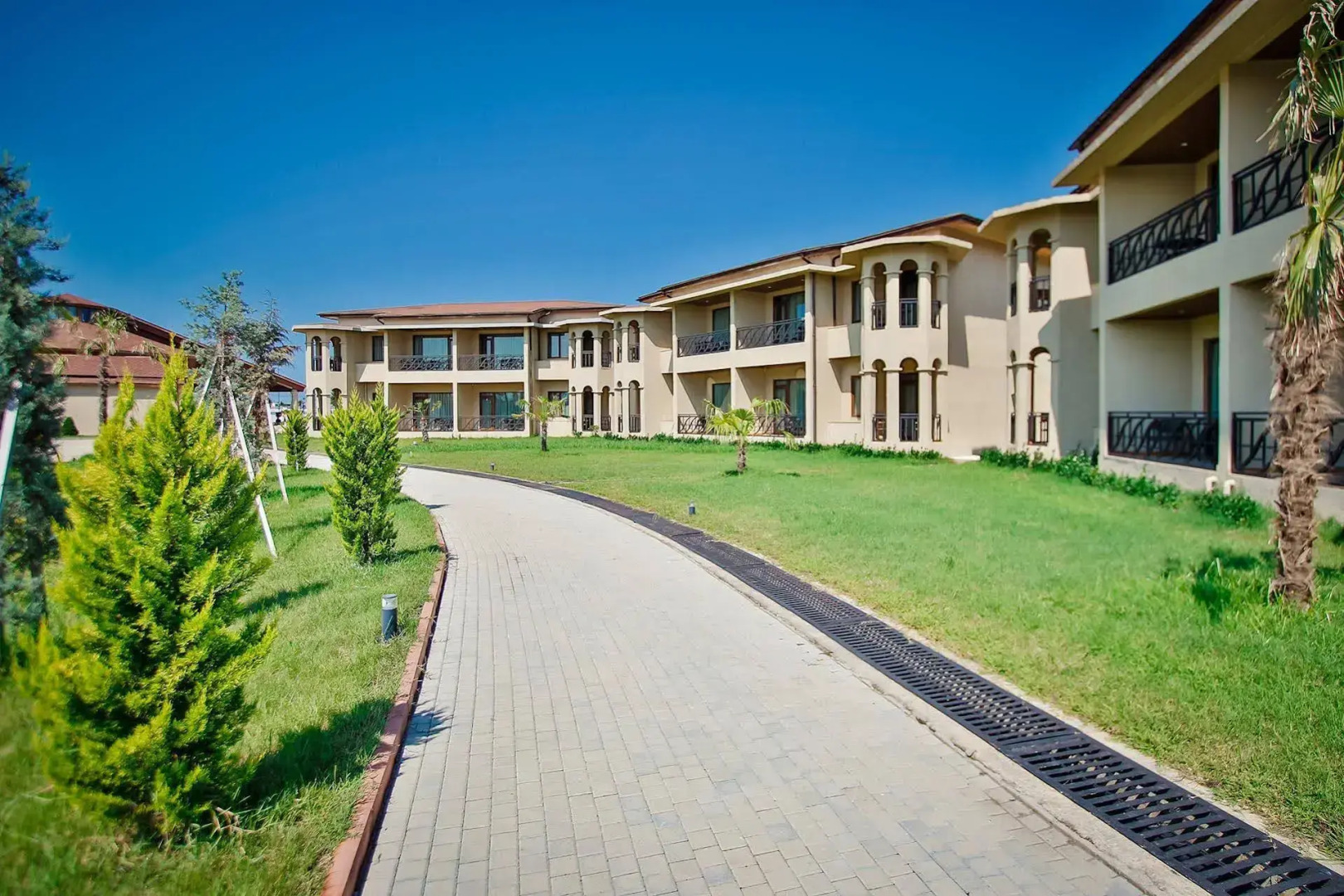 Pratap's Signature Hotel-Resort&Spa