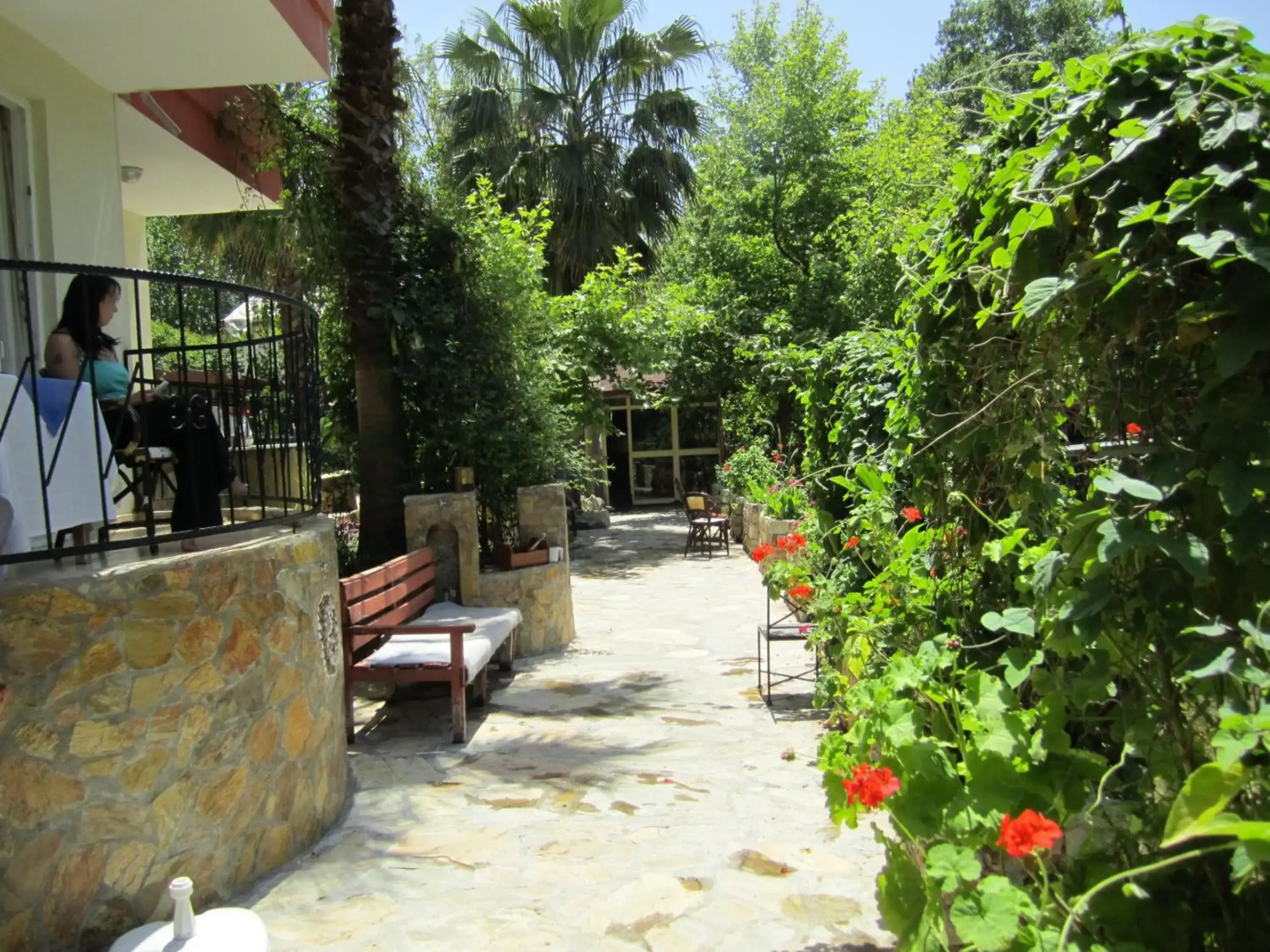 Arikanda River Garden Hotel