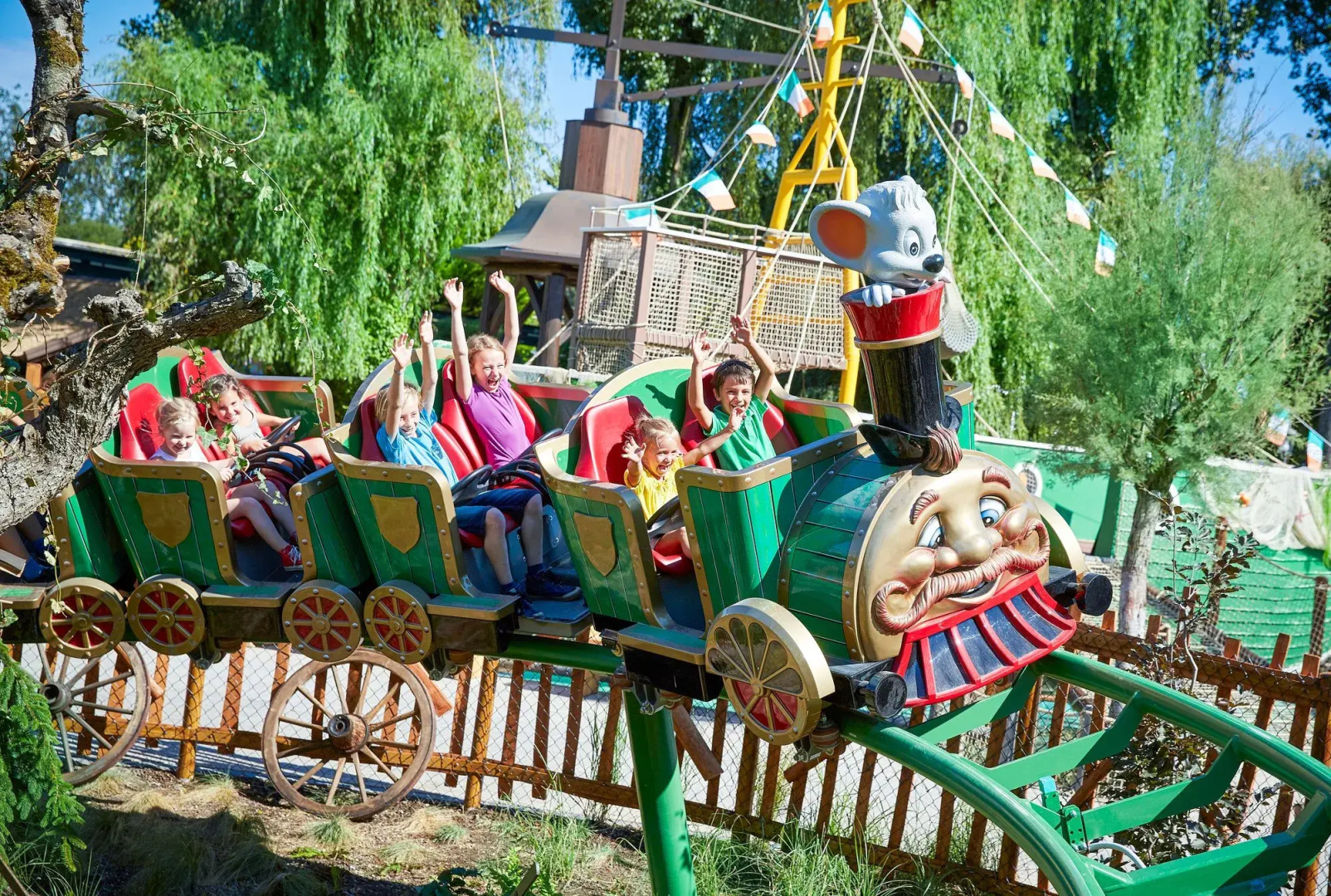 Europa-Park Erlebnis-Resort, Hotel Castillo Alcazar