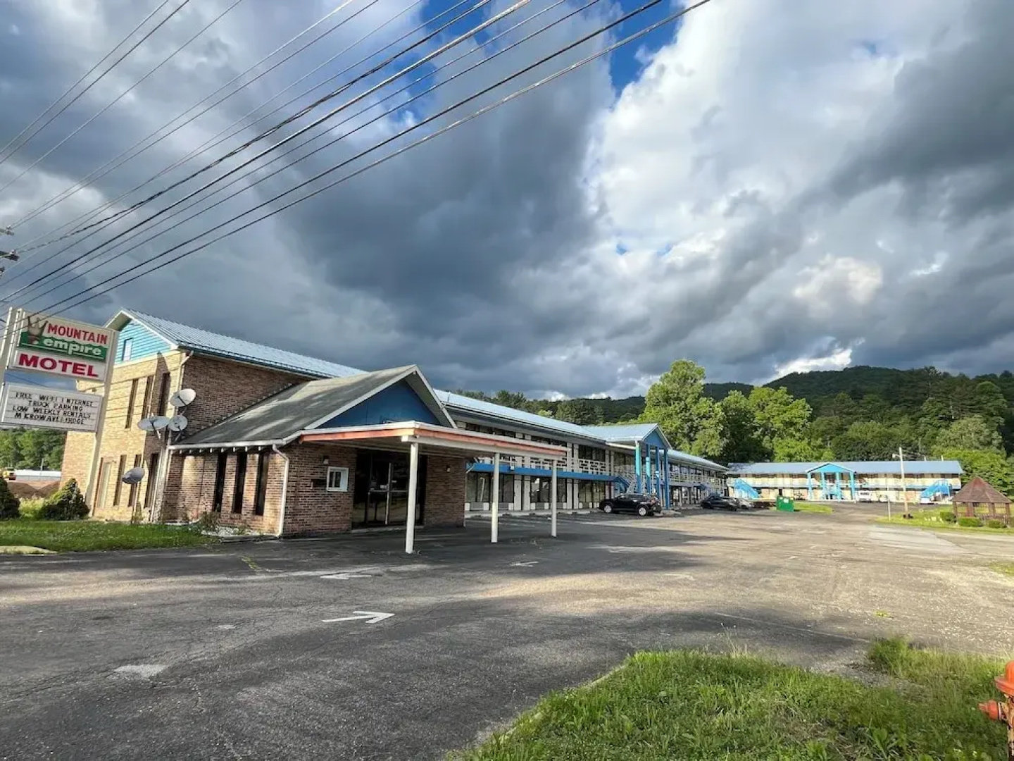Mountain Empire Motel