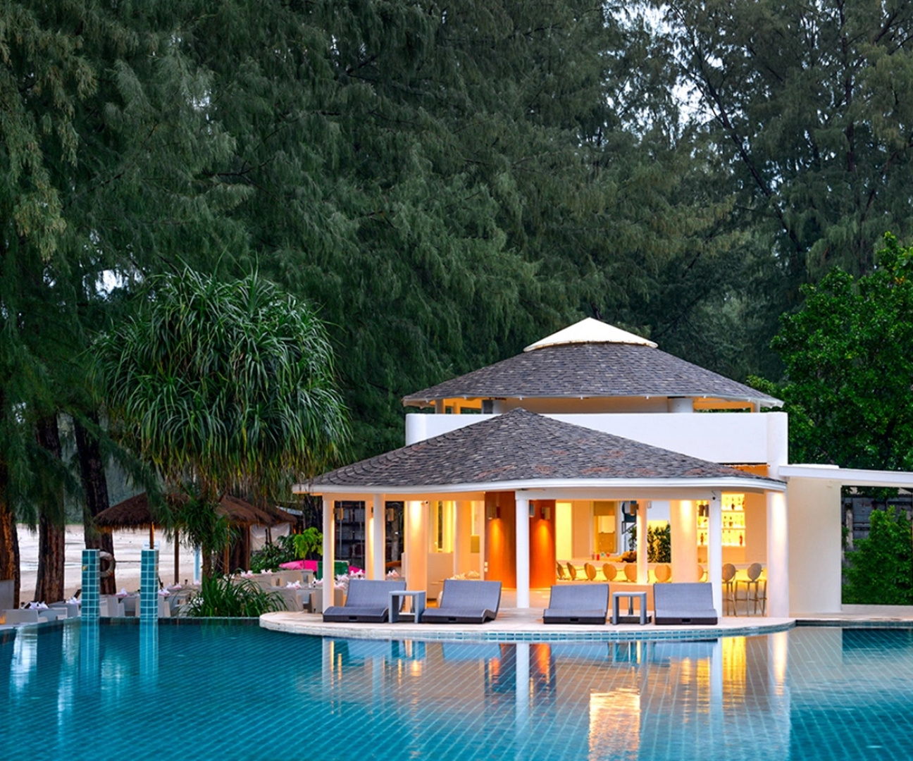 Twin Lotus Resort and Spa - Adults Only