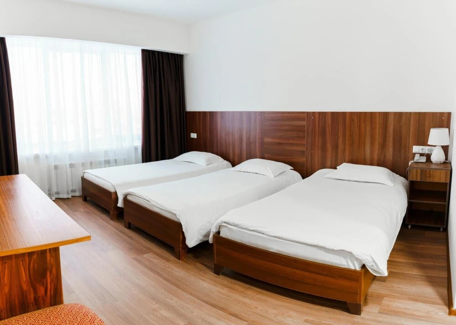 Отель The Square