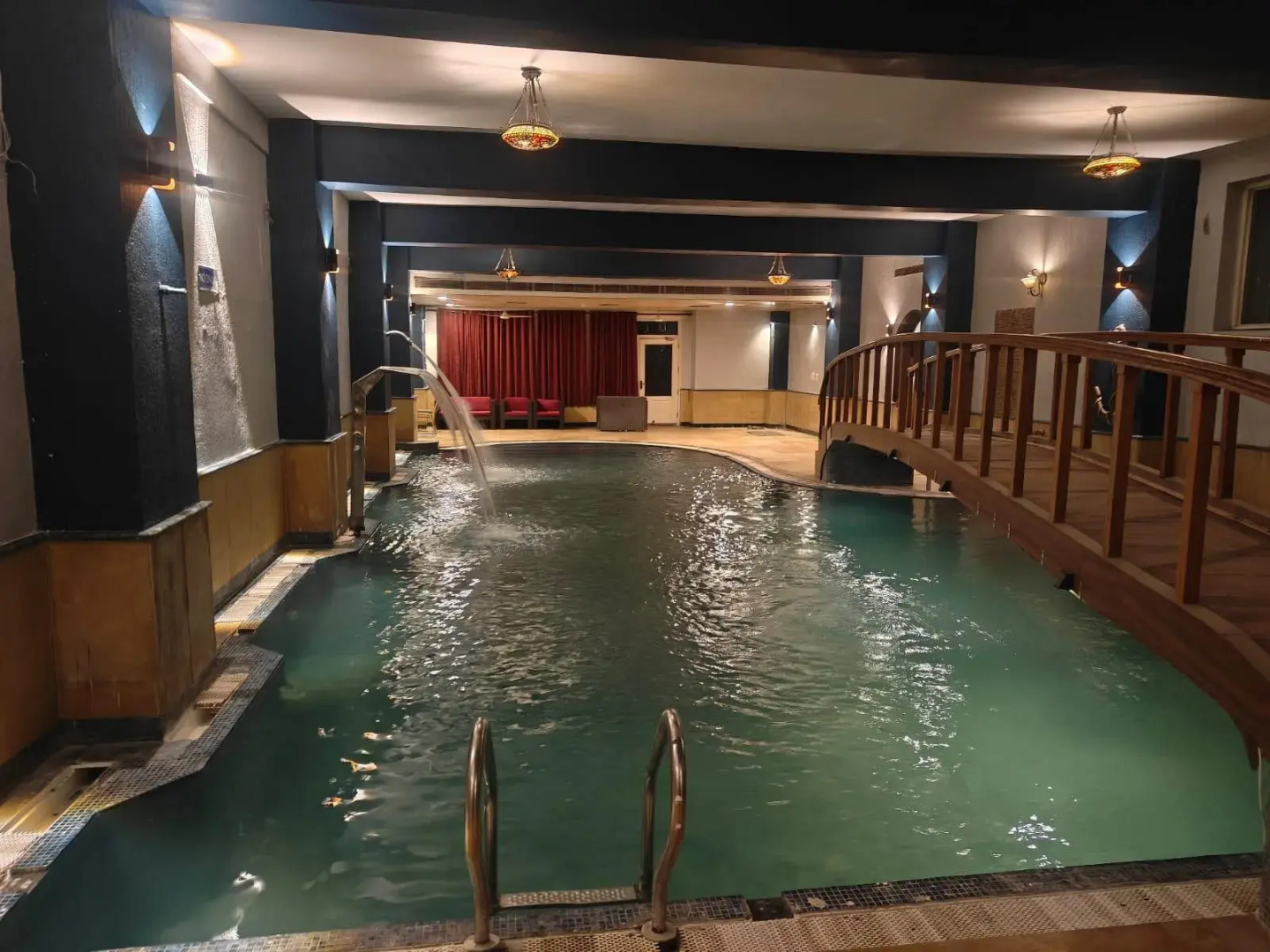 Hotel Diplomat Residency