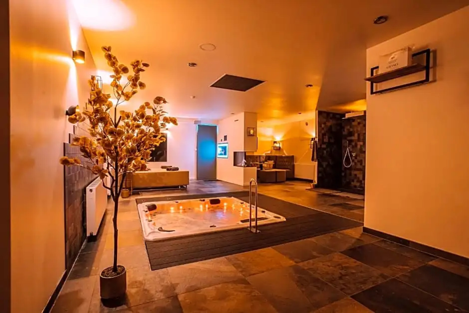 Bed & Wellness Maas en Waal