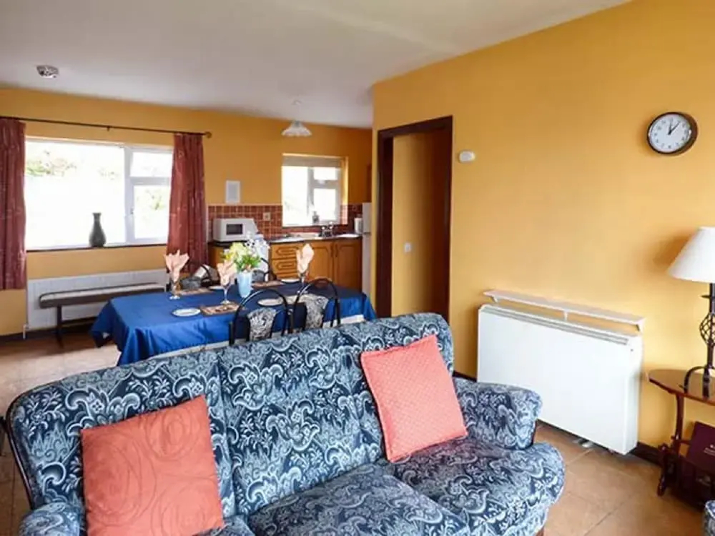Rossbeigh Beach Cottage No 4