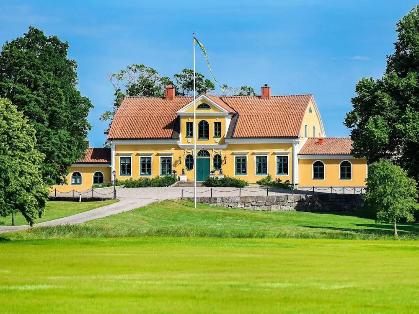 15 Person Holiday Home in Hjortkvarn-by Traum