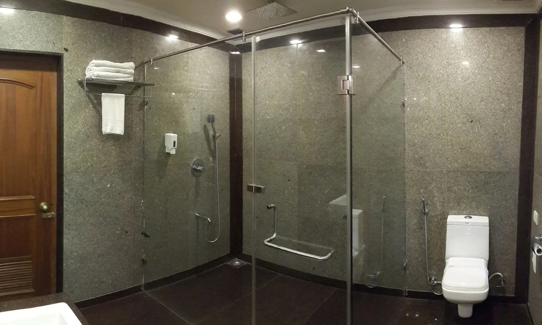 Hotel Aram