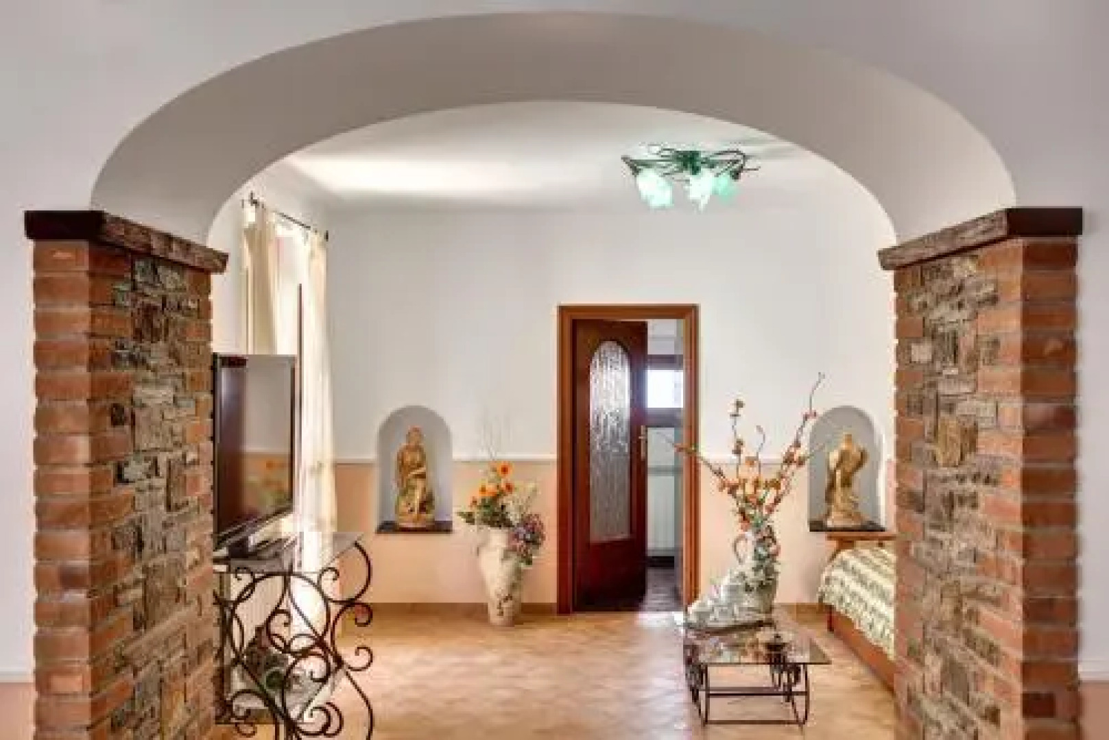 Il Frantoio Country style